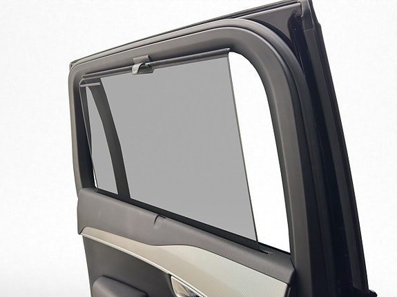 Volvo XC90 28 of 30