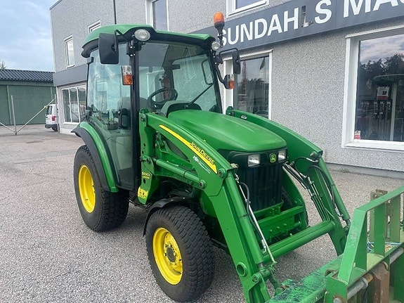 John Deere 3520 2 of 6