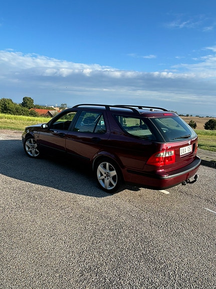 Saab 9-5 3 of 5