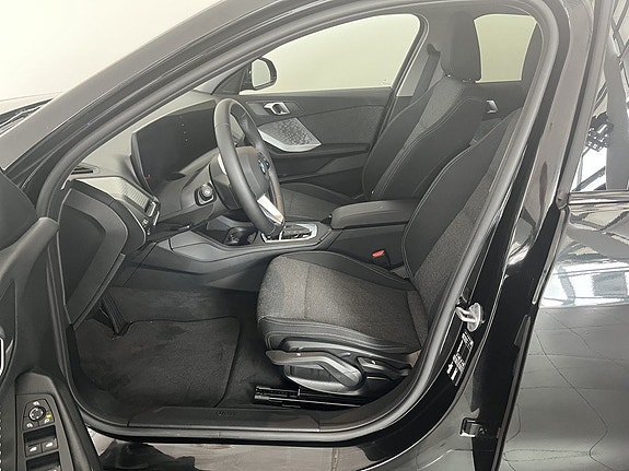 BMW 120 5 of 14