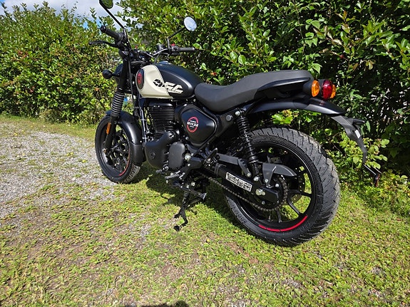 Royal Enfield Hunter 350 HNTR 9 of 14