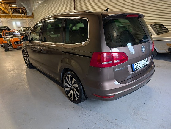 Volkswagen Sharan 2 of 14