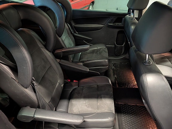 Volkswagen Sharan 8 of 14