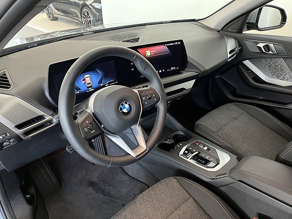 BMW 120 6 of 14