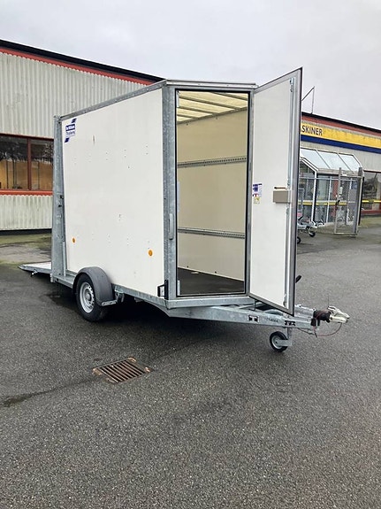 Ifor Williams BV85SA Skåpsläp 3 of 4