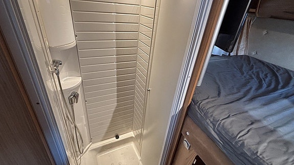 Bürstner A 747-2 Argos Husbil för stora familjen!/Kamkedja/Taksäng/6bältes 6 of 14