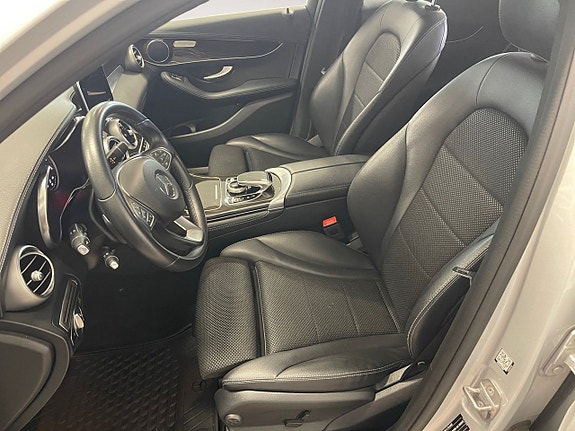 Mercedes-Benz GLC220 d 10 of 26