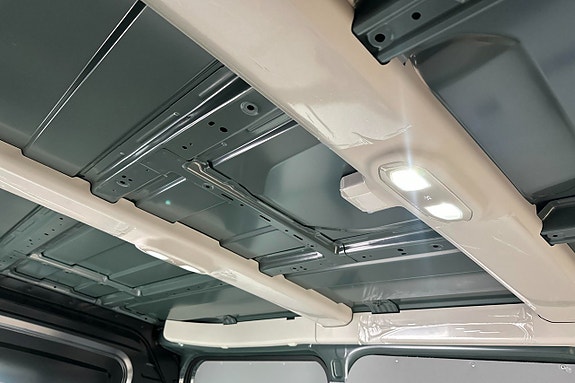 Kia PV5 14 of 27