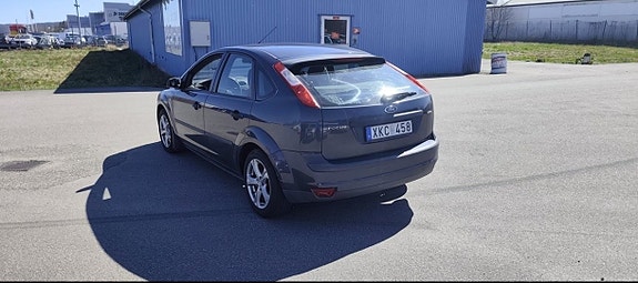 Ford Focus 3 of 5