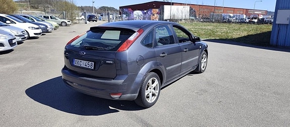 Ford Focus 4 of 5