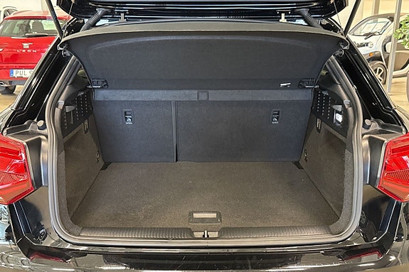 Audi Q2 24 of 24