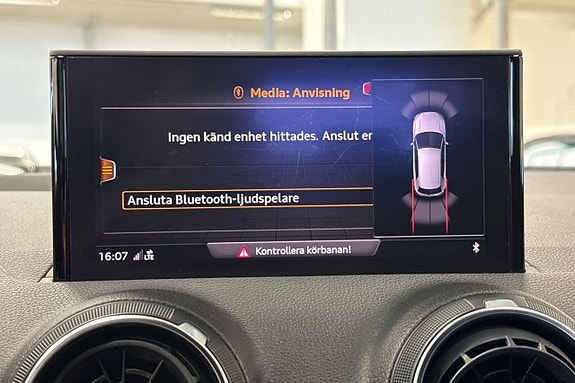 Audi Q2 16 of 24