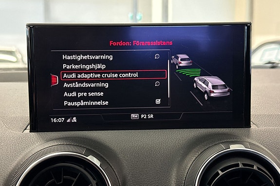 Audi Q2 15 of 24
