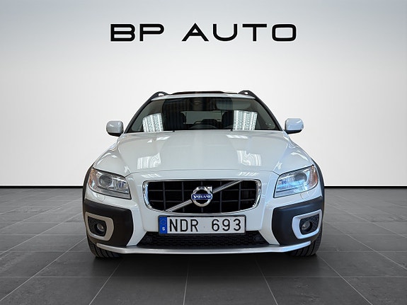 Volvo XC70 7 of 19