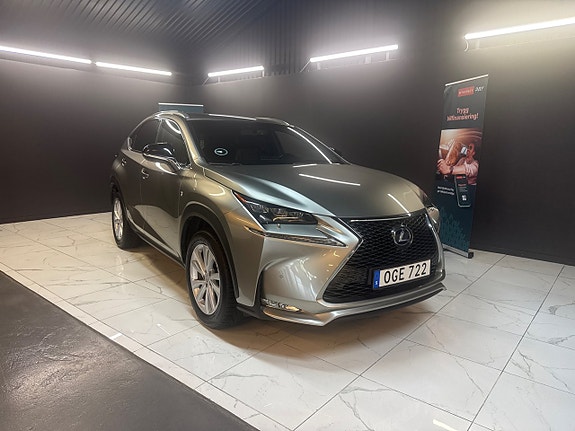 Lexus NX300h