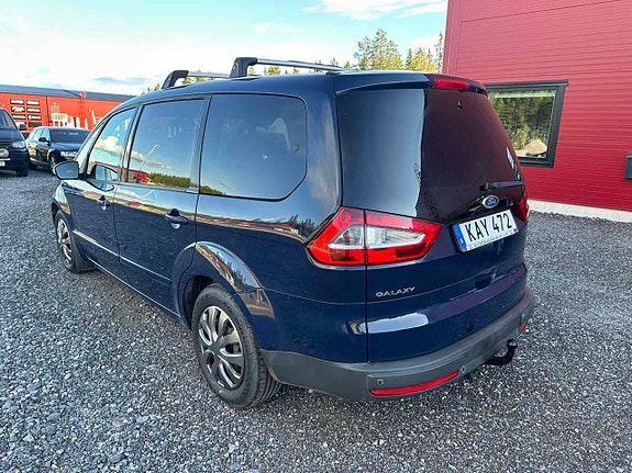 Ford Galaxy 4 of 6
