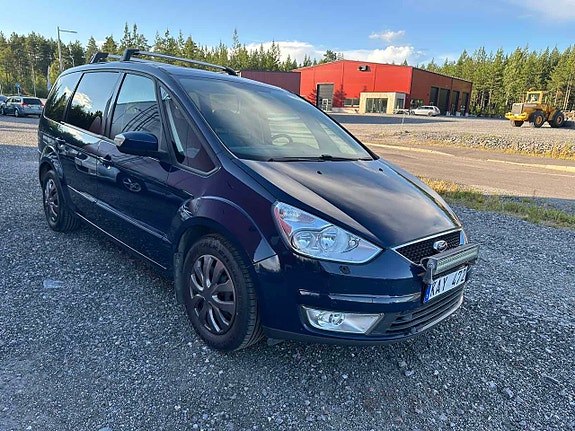 Ford Galaxy 2 of 6