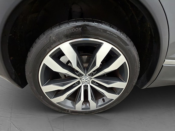 Volkswagen Tiguan 30 of 30