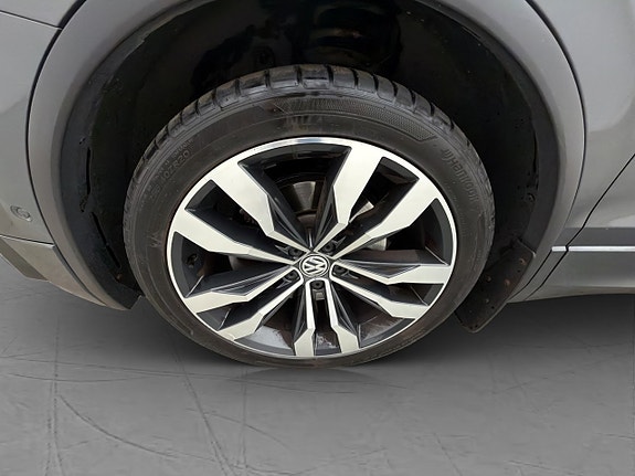 Volkswagen Tiguan 28 of 30