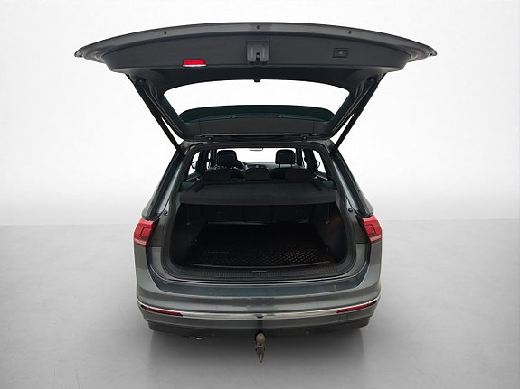 Volkswagen Tiguan 11 of 30