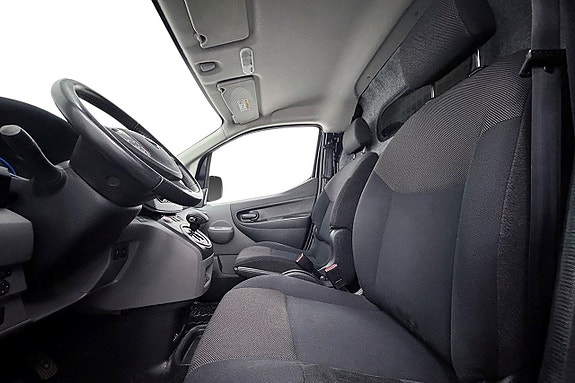 Nissan e-NV200 15 of 28