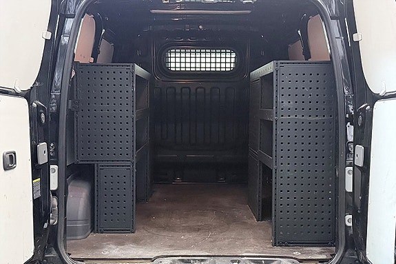 Nissan e-NV200 14 of 28