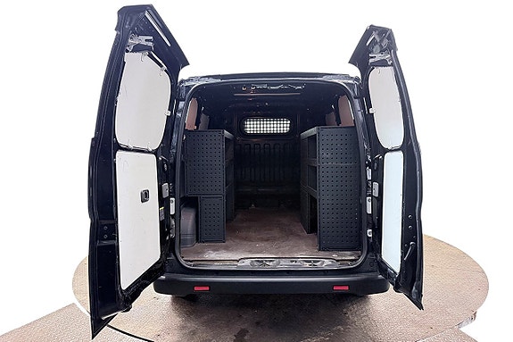 Nissan e-NV200 9 of 28