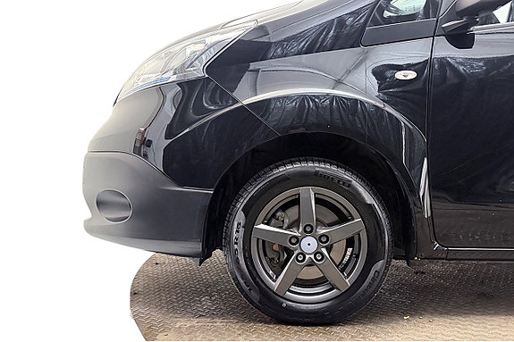 Nissan e-NV200 12 of 28