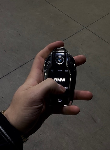 BMW 520d 12 of 16