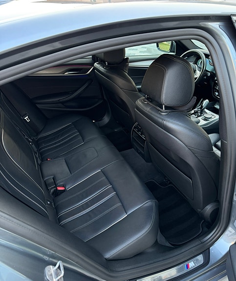 BMW 520d 8 of 16