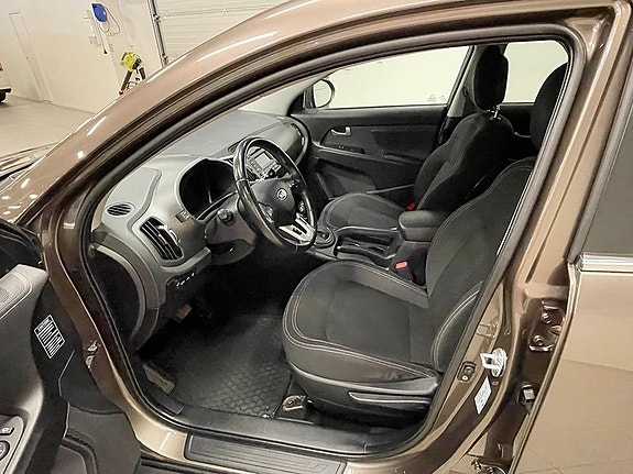 Kia Sportage 4 of 7