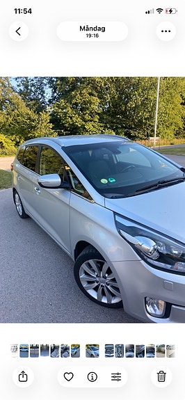 Kia Carens 3 of 7