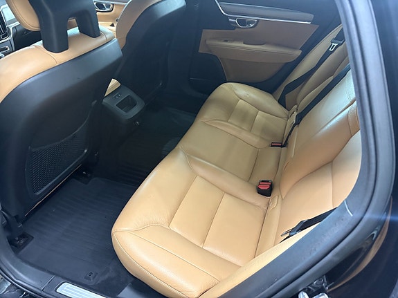 Volvo S90 7 of 14