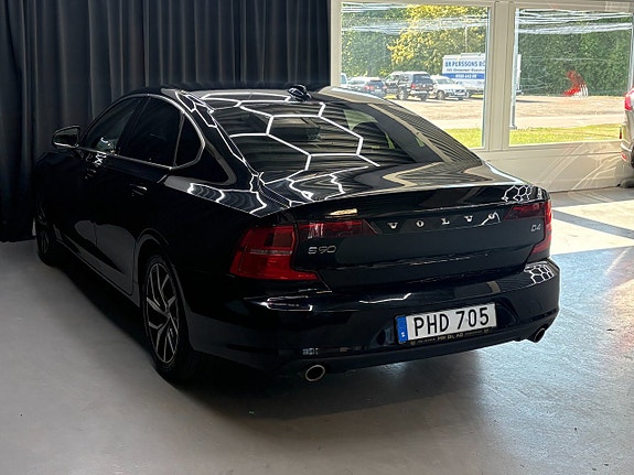 Volvo S90 3 of 14