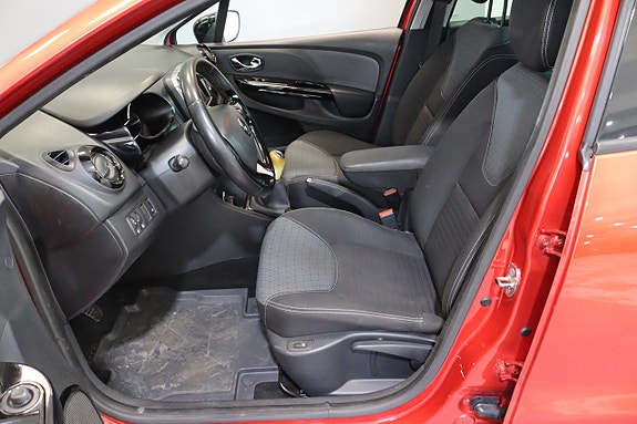 Renault Clio 14 of 18