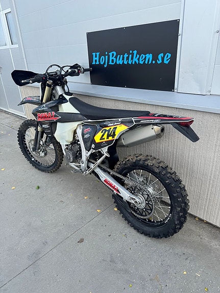 Triumph TF250-E 4 of 6