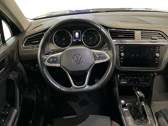 Volkswagen Tiguan 7 of 13