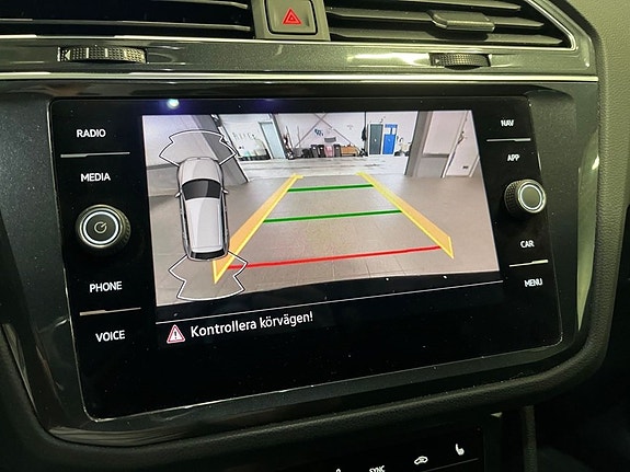 Volkswagen Tiguan 11 of 13