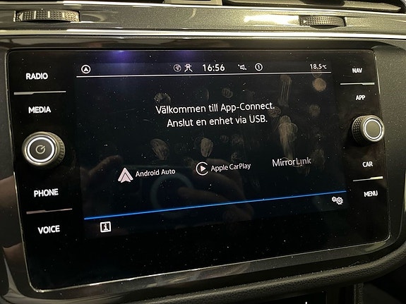 Volkswagen Tiguan 10 of 13