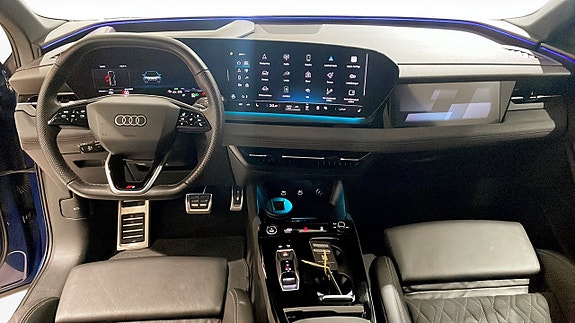 Audi Q6 e-tron 11 of 14
