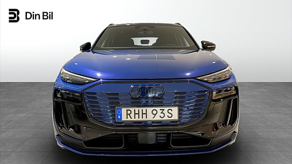 Audi Q6 e-tron 4 of 14