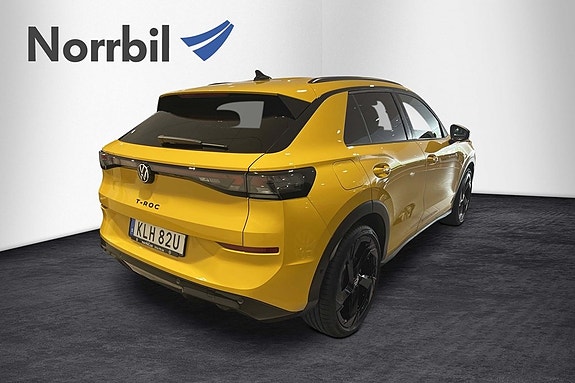 Volkswagen T-Roc 4 of 5