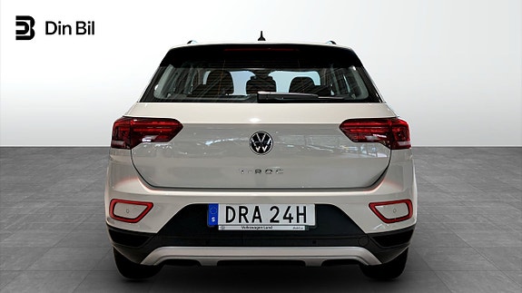 Volkswagen T-Roc 5 of 12