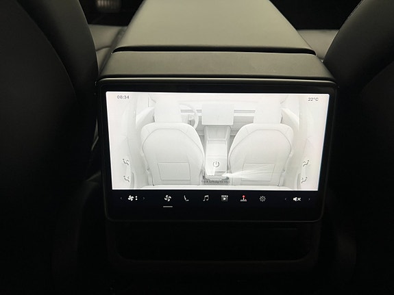 Tesla Model 3 13 of 30