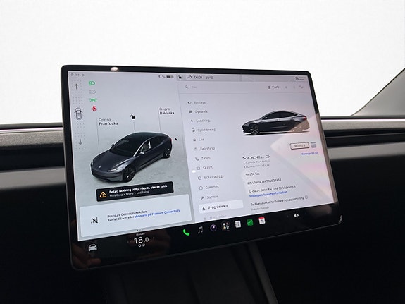 Tesla Model 3 21 of 30
