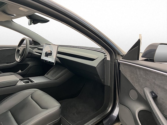 Tesla Model 3 25 of 30