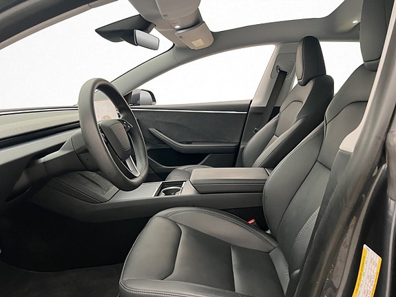 Tesla Model 3 14 of 30