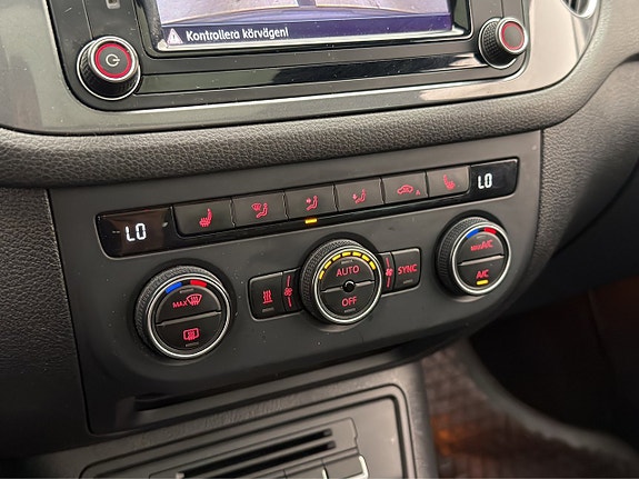 Volkswagen Tiguan 23 of 30