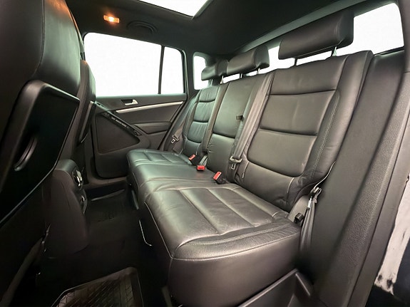 Volkswagen Tiguan 15 of 30