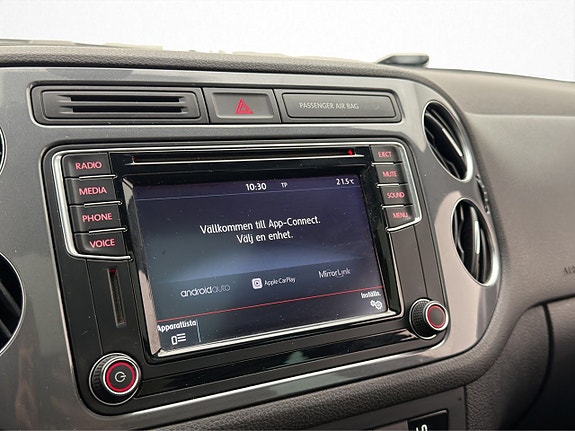 Volkswagen Tiguan 18 of 30